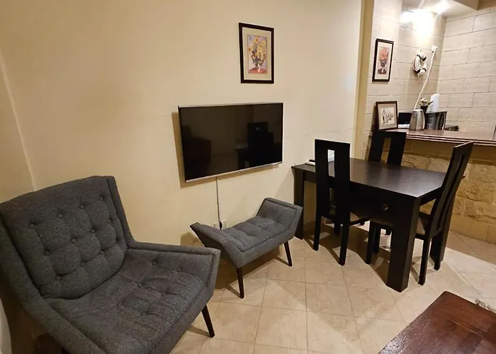 Palm Beach Apartments 302B
